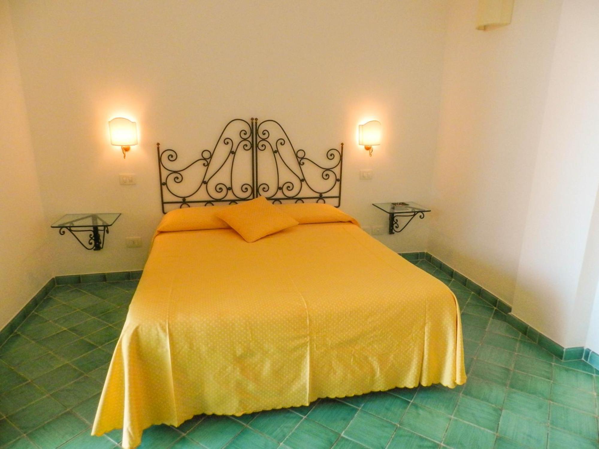 Bacio Del Sole B&B פוזיטנו מראה חיצוני תמונה