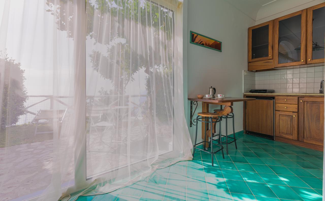 Bacio Del Sole B&B פוזיטנו חדר תמונה
